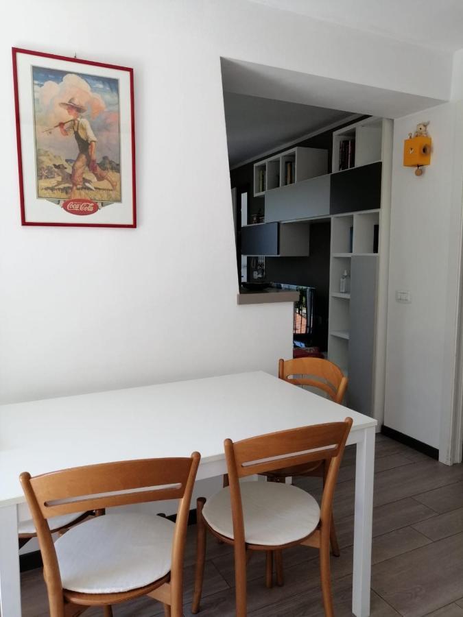 Casa Vittoria Leilighet Dervio Eksteriør bilde